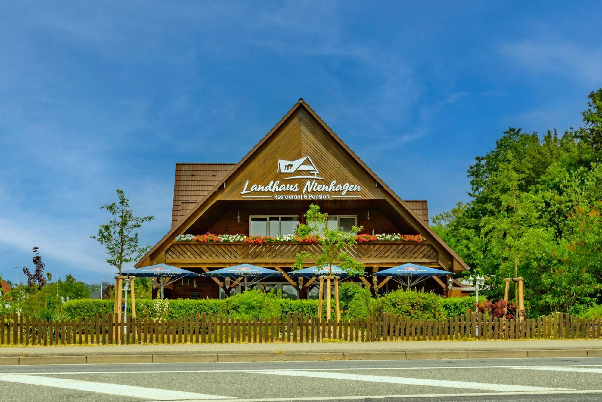 Landhaus Nienhagen ภายนอก รูปภาพ